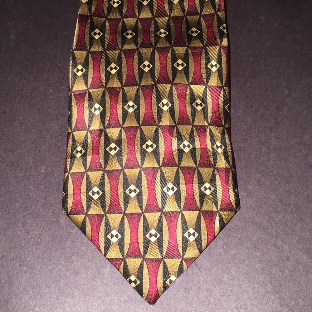 NWOT Facets Men’s 100% silk tie